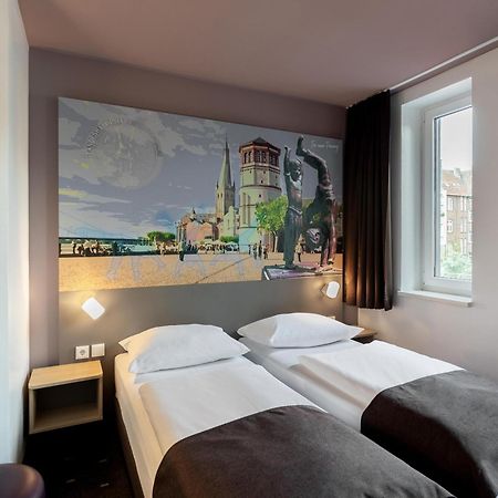 B&B Hotel Düsseldorf - Mitte Exterior foto