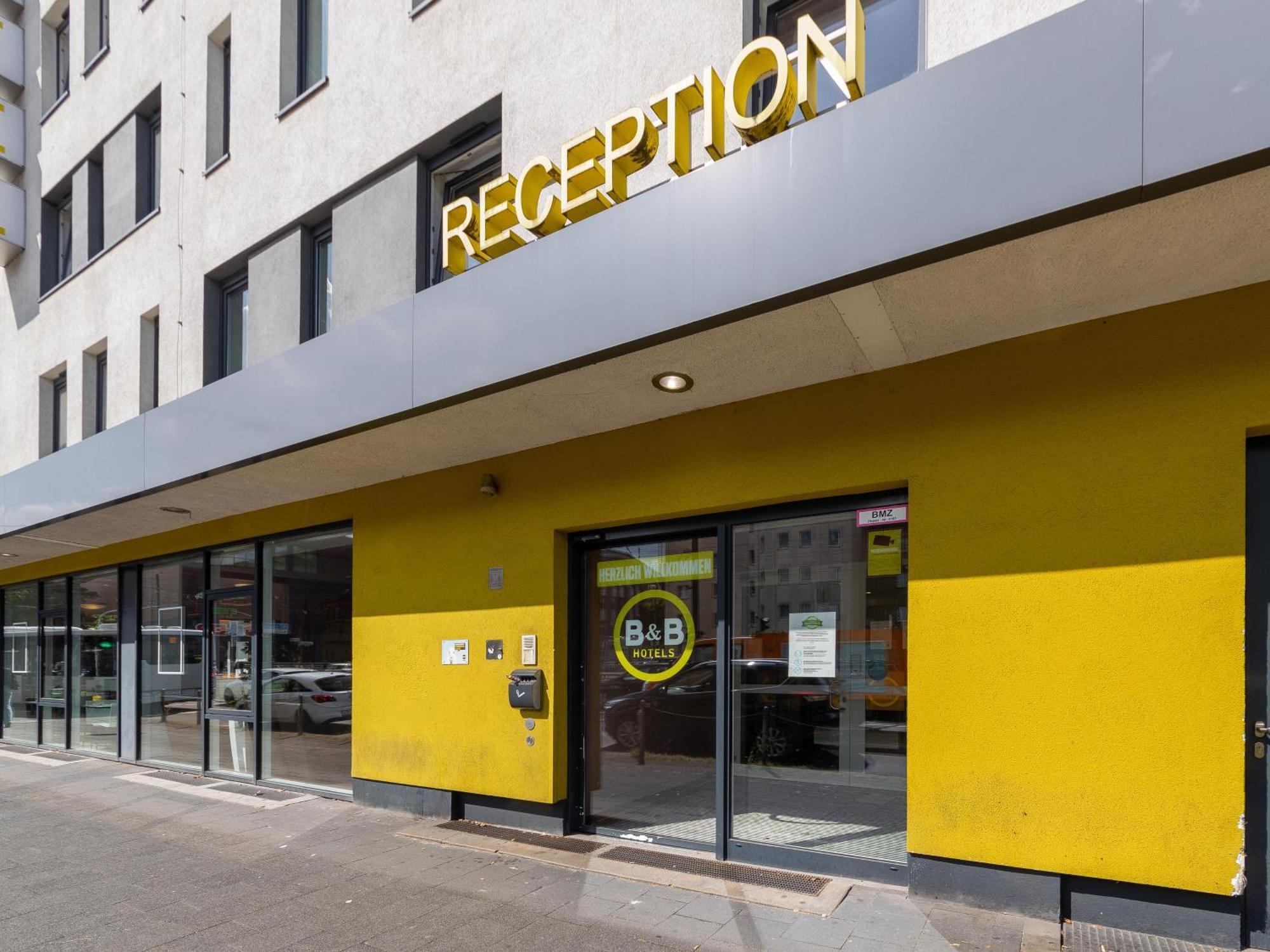 B&B Hotel Düsseldorf - Mitte Exterior foto